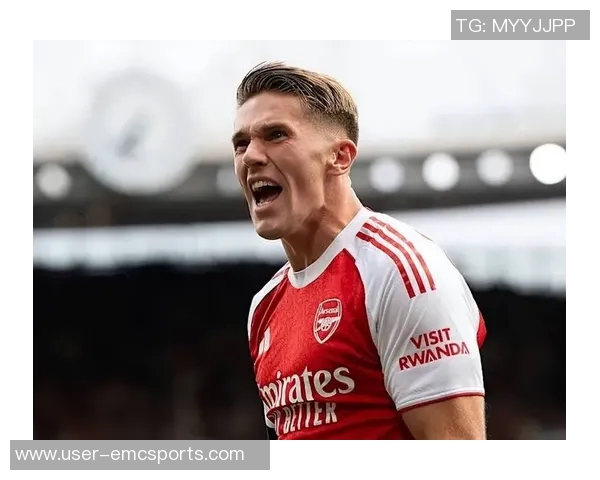 约克雷斯与前女友共度周末情感纠葛引发异国恋期待