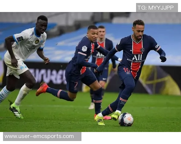 巴黎圣日耳曼2025年狂揽49场胜利刷新队史自然年胜场新纪录