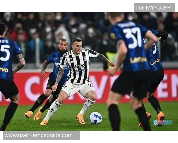 意媒称B席冬窗或离队巴萨尤文米兰等豪门争抢