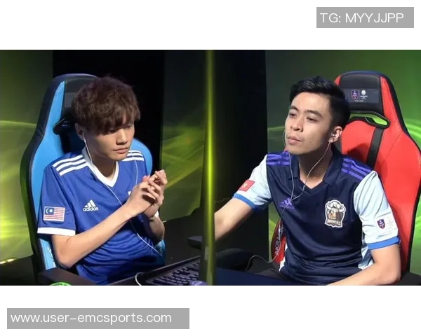 浓眉调侃三状元比一手势称自己拥有大学冠军荣耀